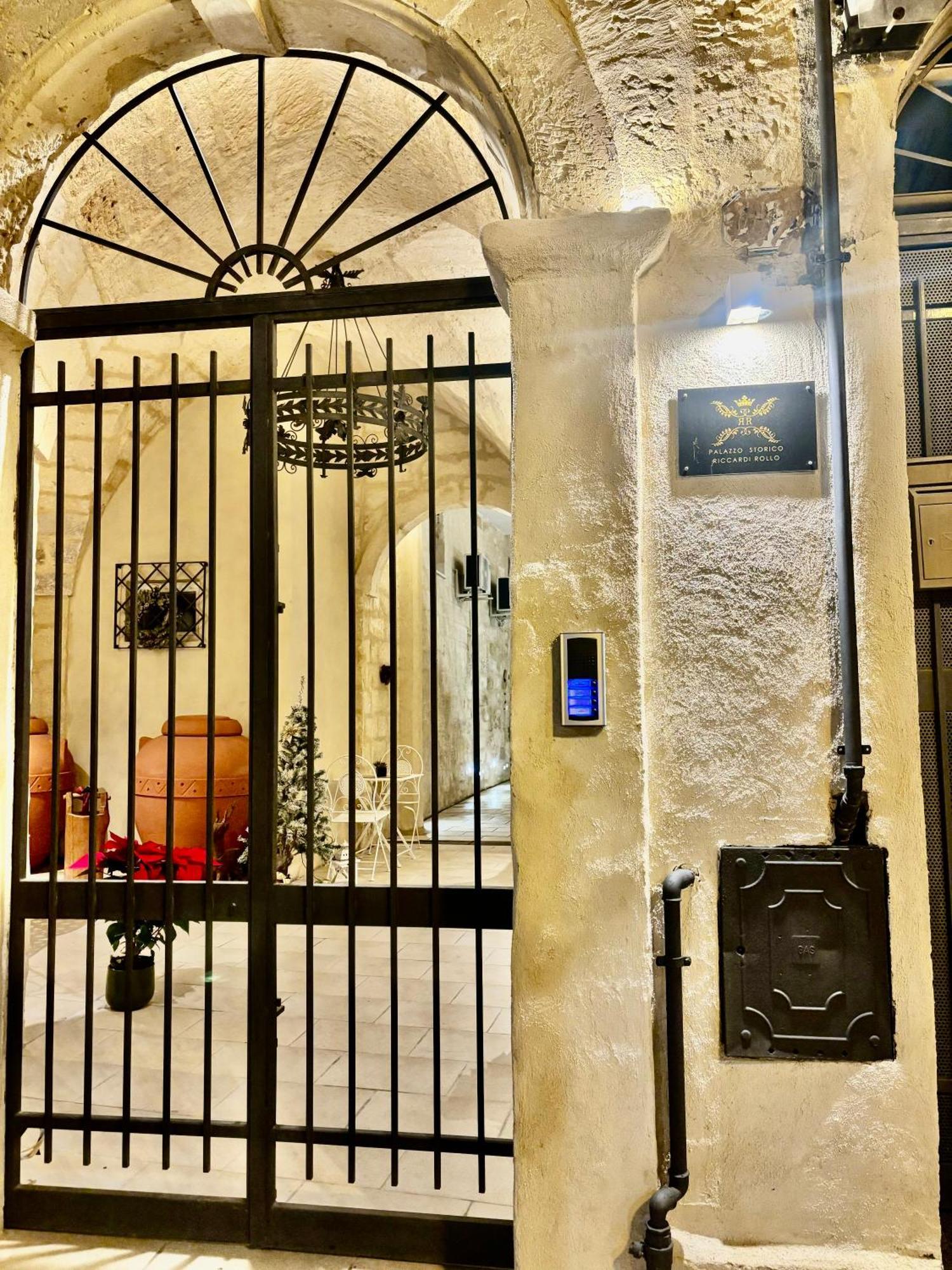 Apartamento Palazzo Storico Riccardi Rollo San Cesario di Lecce Exterior foto