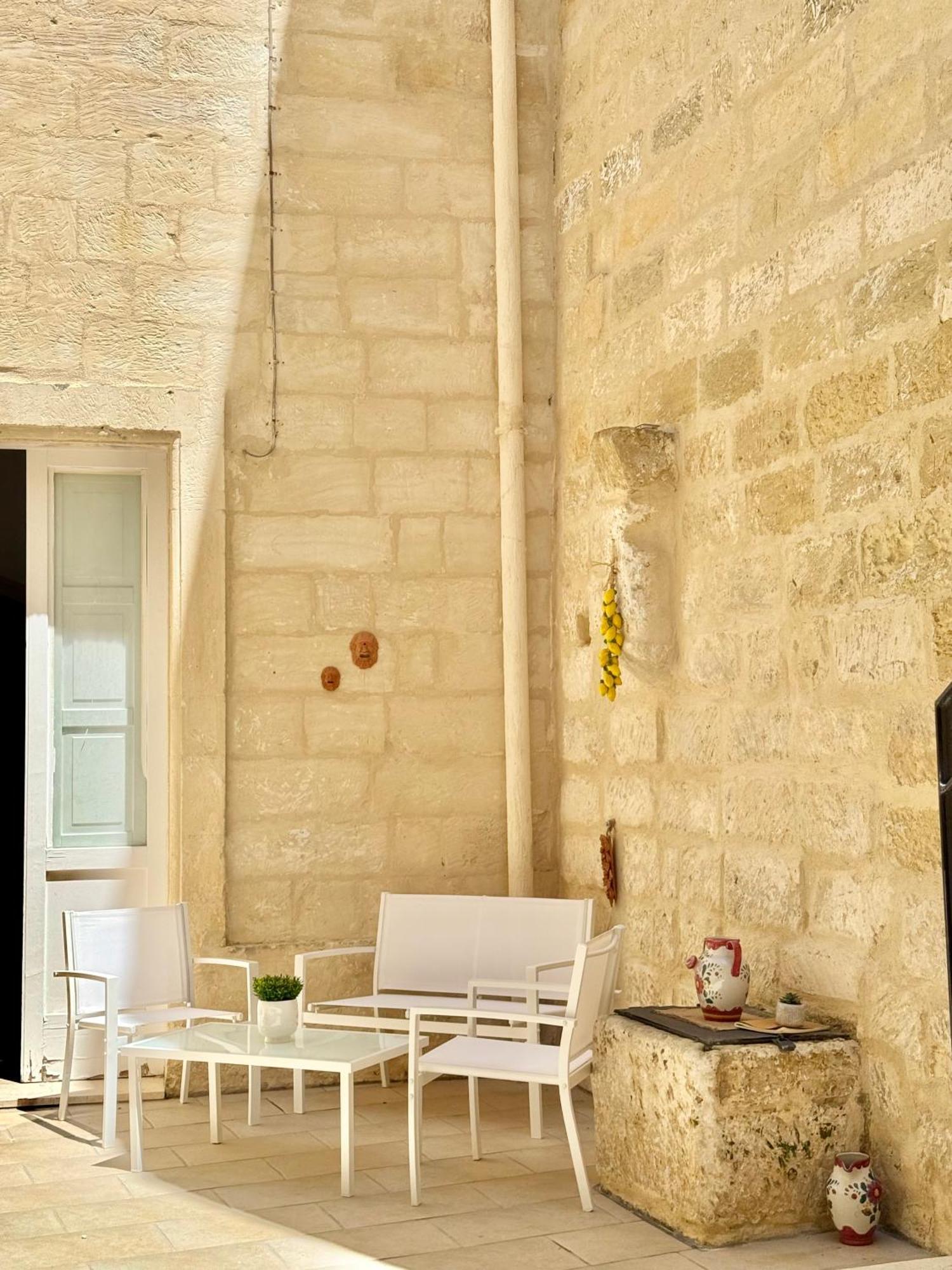 Apartamento Palazzo Storico Riccardi Rollo San Cesario di Lecce Exterior foto